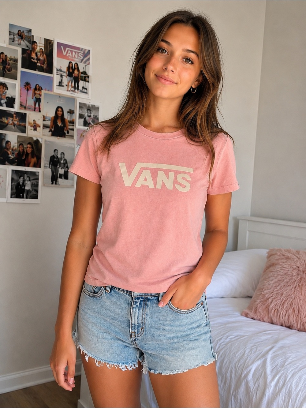 VANS Pink Logo T-Shirt Women’s Juniors Small Short Sleeve (New With Tag)